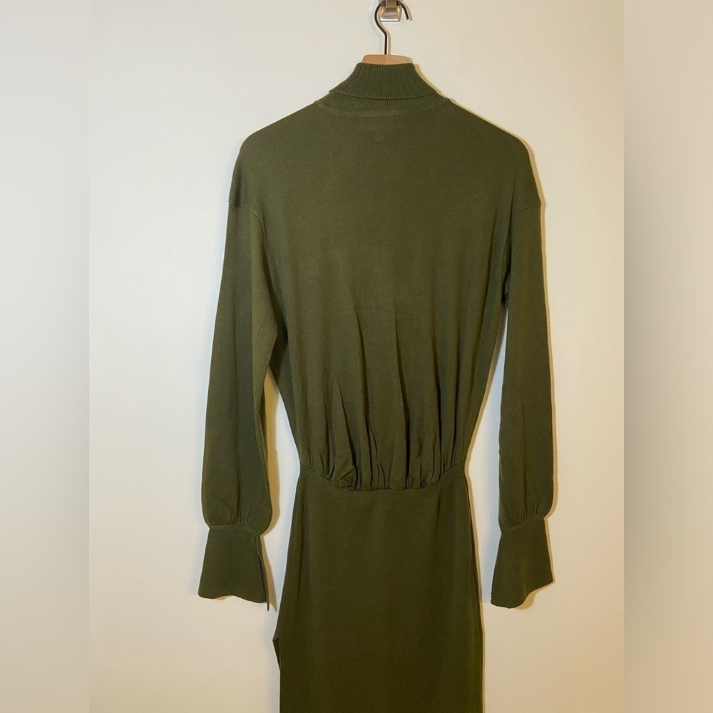 SER.O.YA NWT Diana Dress Long Sleeve Ruched Turtleneck with Slit Size M Green - Picture 9 of 14